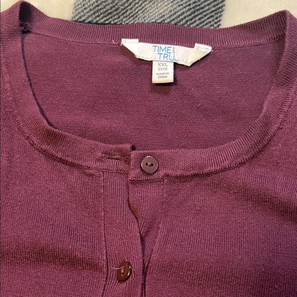 Time & Tru Metropolis Burgundy Cardigan size XXL (20) - Picture 4 of 10